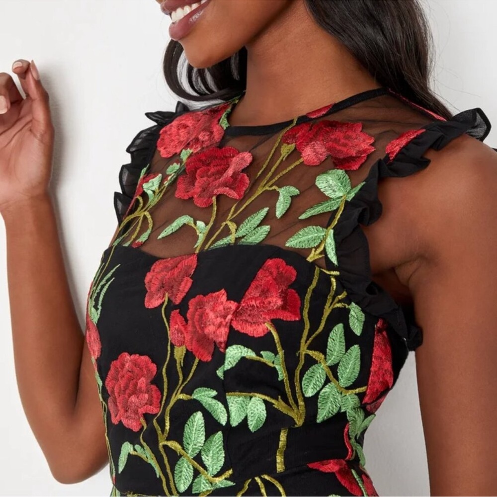 NWT LuLu’s Blissful Bouquet Black Floral Embroidered Ruffled Mini Dress Size S - Picture 2 of 16